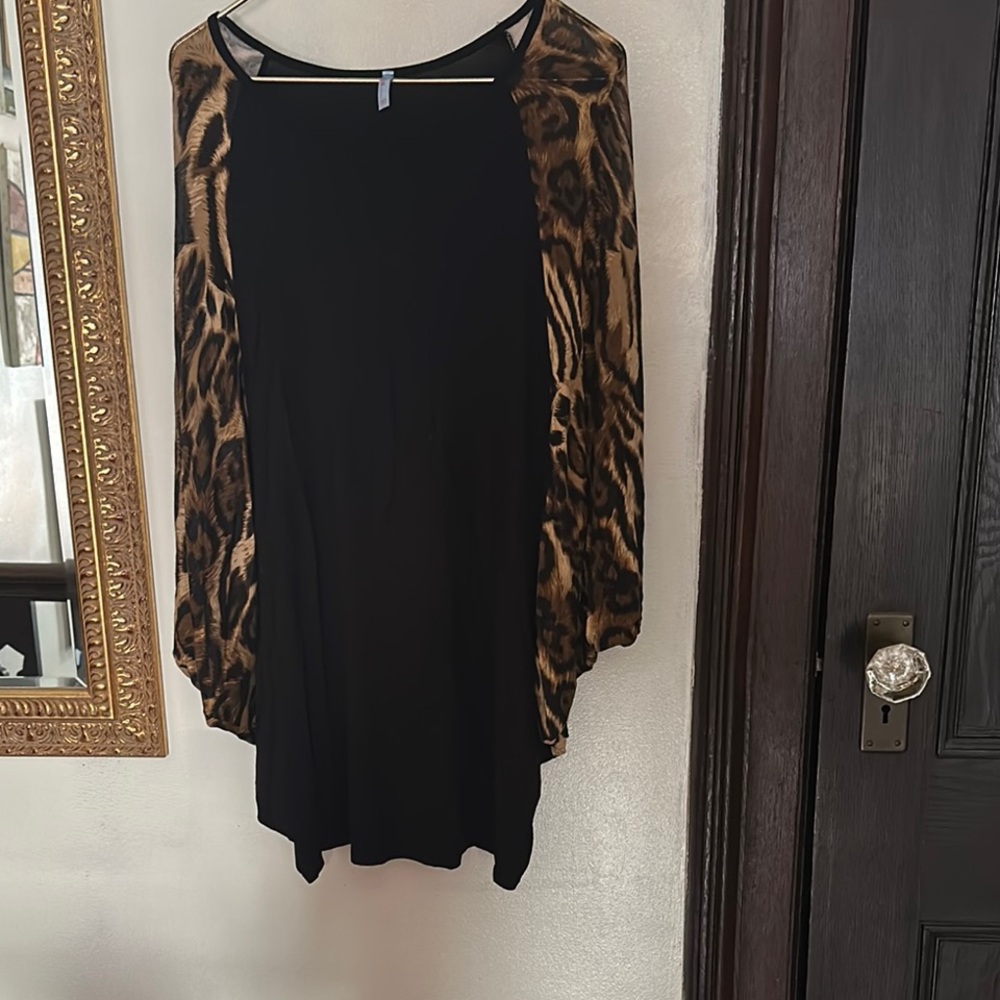 Azules Black and Animal Print Midi Dress